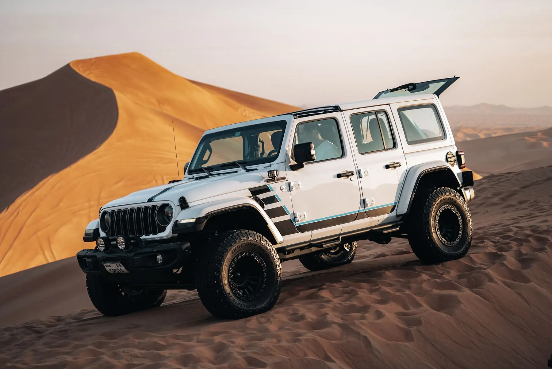 Deep Desert Experience — brand photography, Dubai desert — Agency Verse (14 of 15)