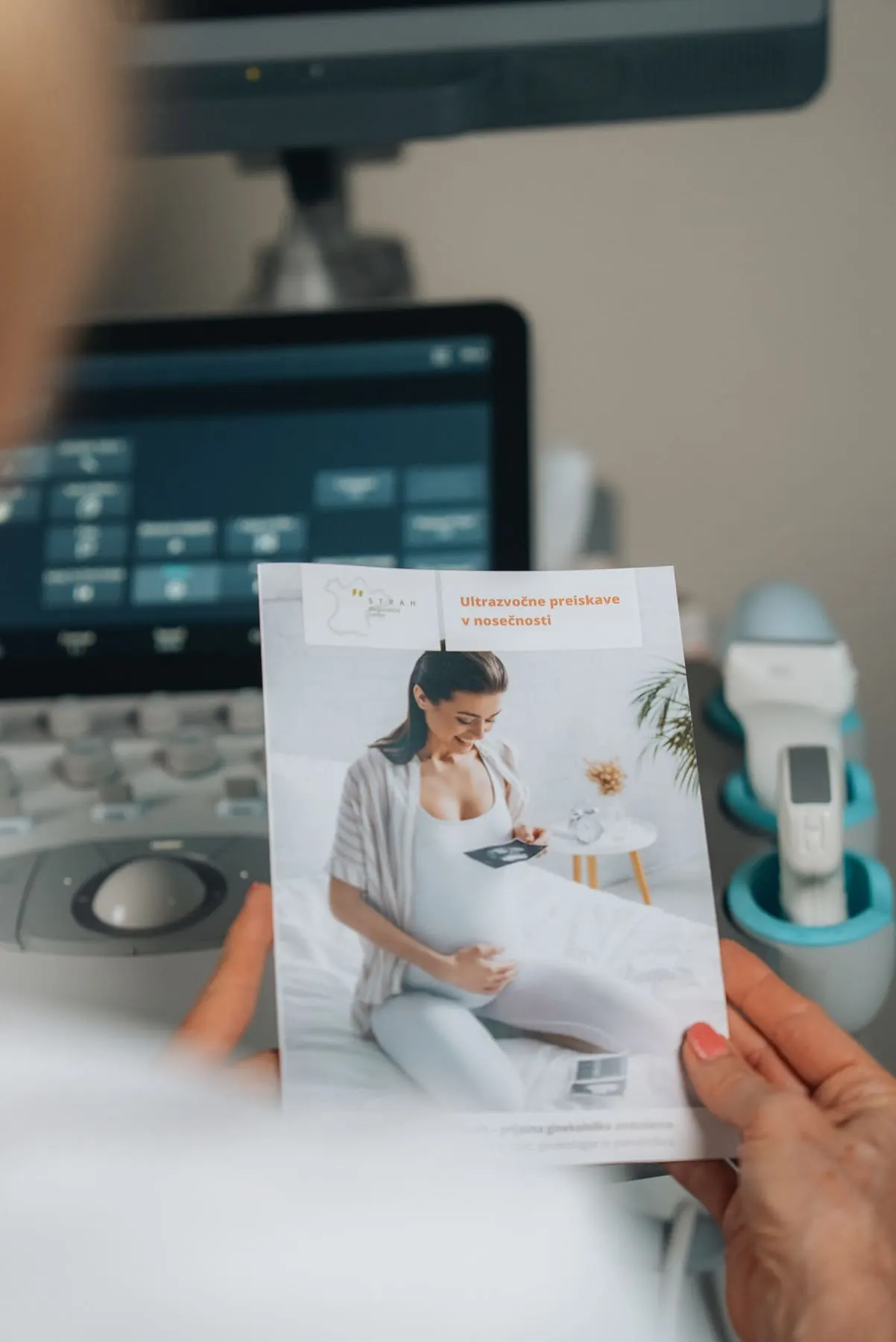 Dr. Strah — women’s health reels — clinic & team photography — Agency Verse (2 of 5)