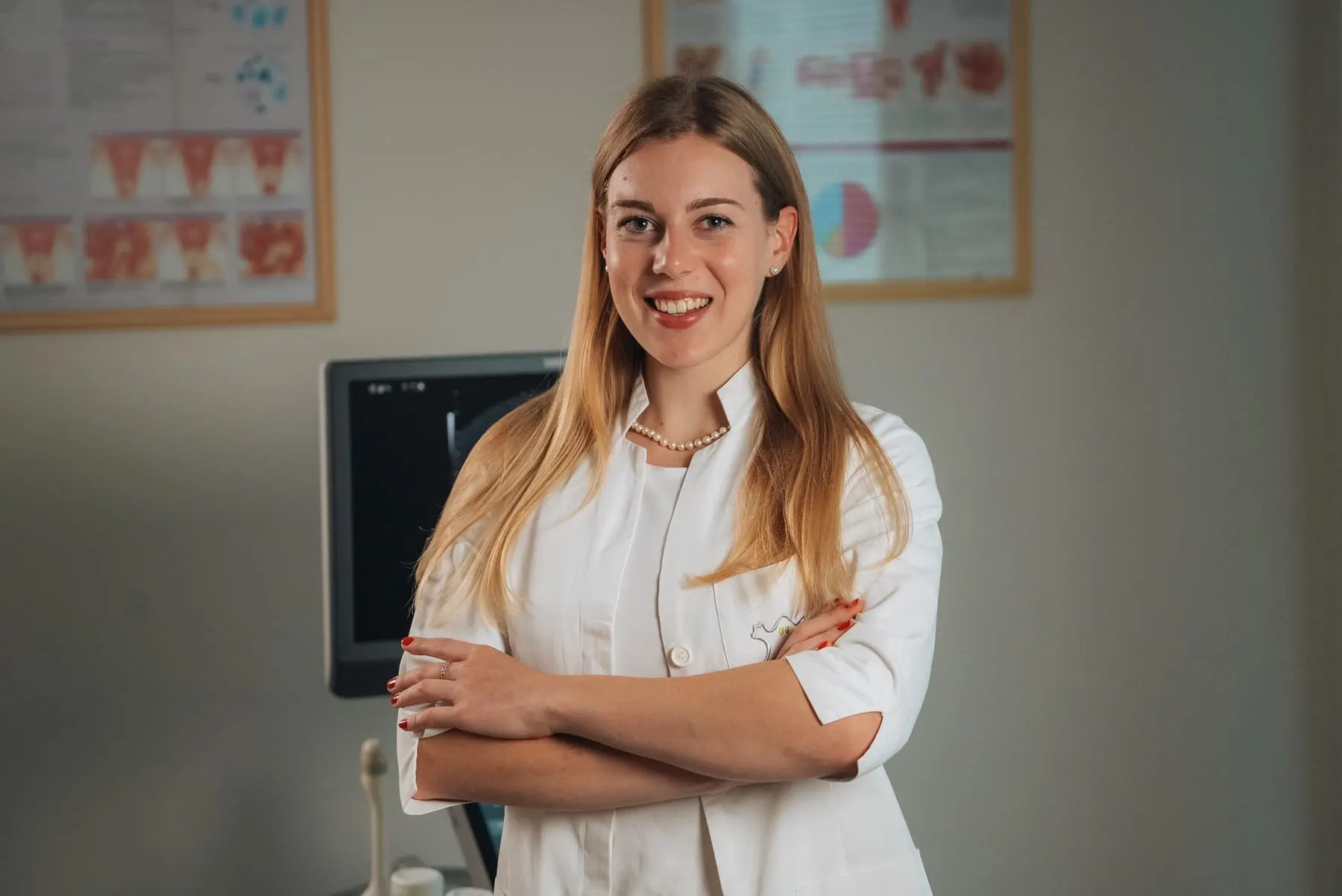 Dr. Strah — women’s health reels — clinic & team photography — Agency Verse (4 of 5)