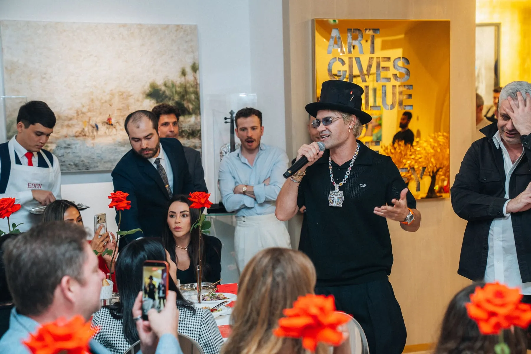 Eden Gallery — Dubai Art Night — exhibition & event photography, Eden Gallery, Dubai — Agency Verse (75 of 98)