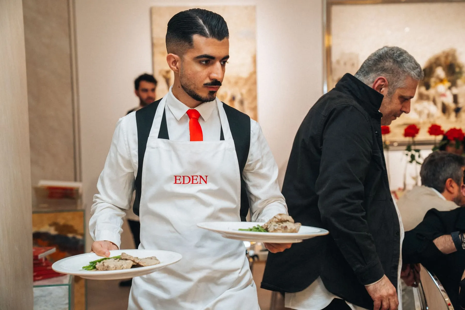 Eden Gallery — Dubai Art Night — exhibition & event photography, Eden Gallery, Dubai — Agency Verse (89 of 98)