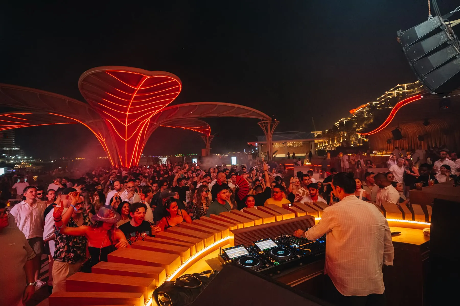 Lost Frequencies — FIVE Bohemia 2026 — nightlife event photography, Bohemia, FIVE Palm Jumeirah, Dubai — Agency Verse (12 of 64)