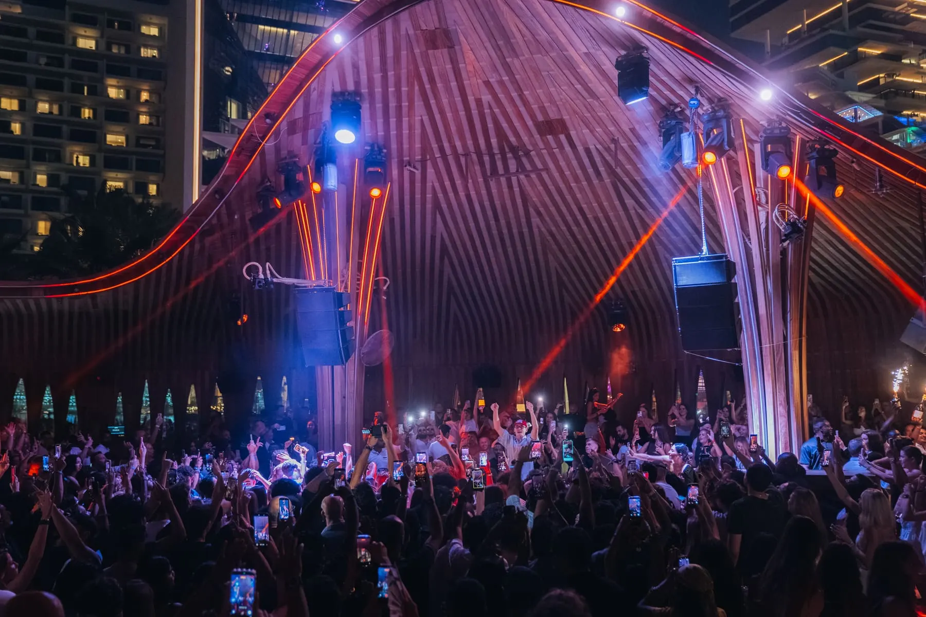 Lost Frequencies — FIVE Bohemia 2026 — nightlife event photography, Bohemia, FIVE Palm Jumeirah, Dubai — Agency Verse (24 of 64)