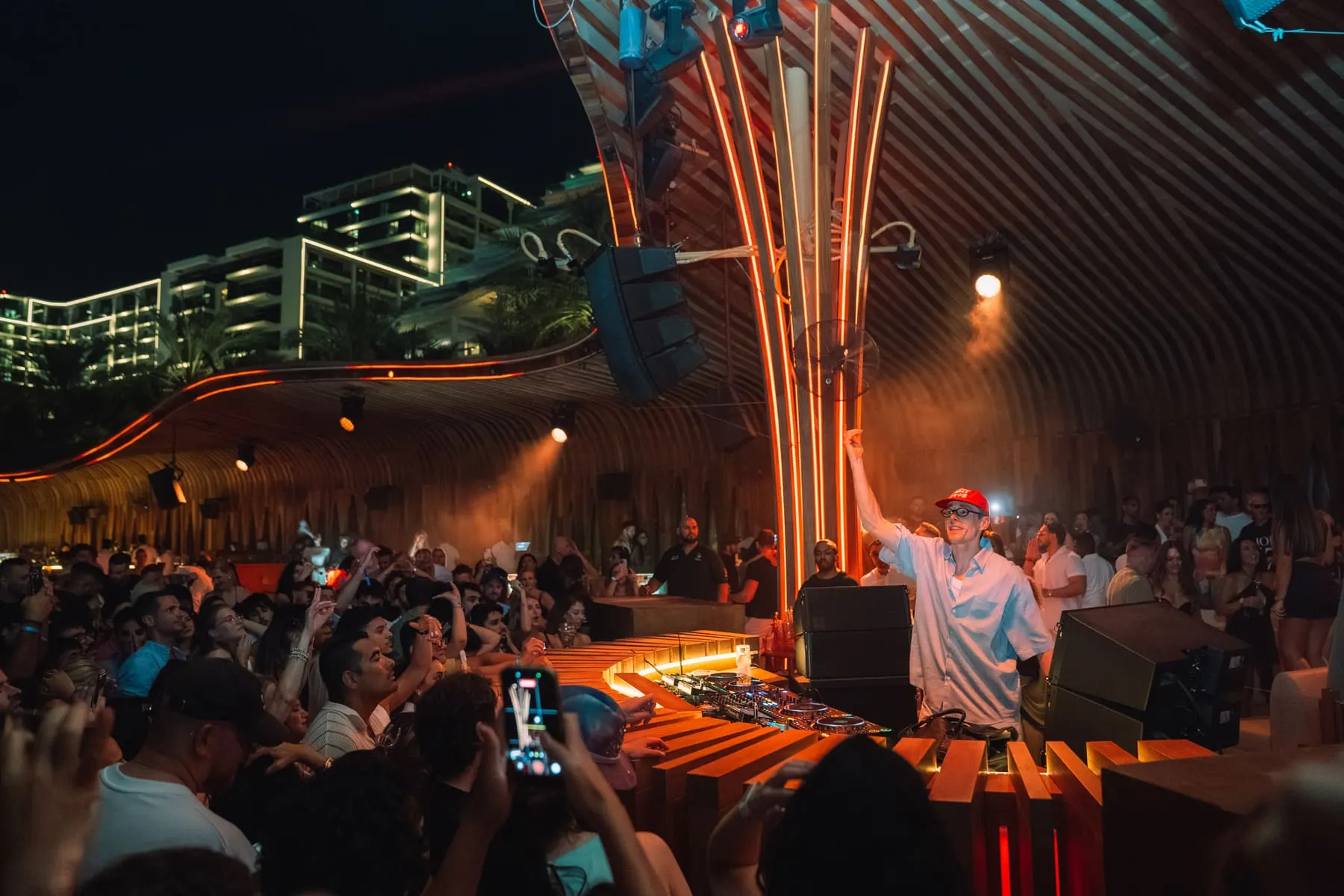 Lost Frequencies — FIVE Bohemia 2026 — nightlife event photography, Bohemia, FIVE Palm Jumeirah, Dubai — Agency Verse (34 of 64)