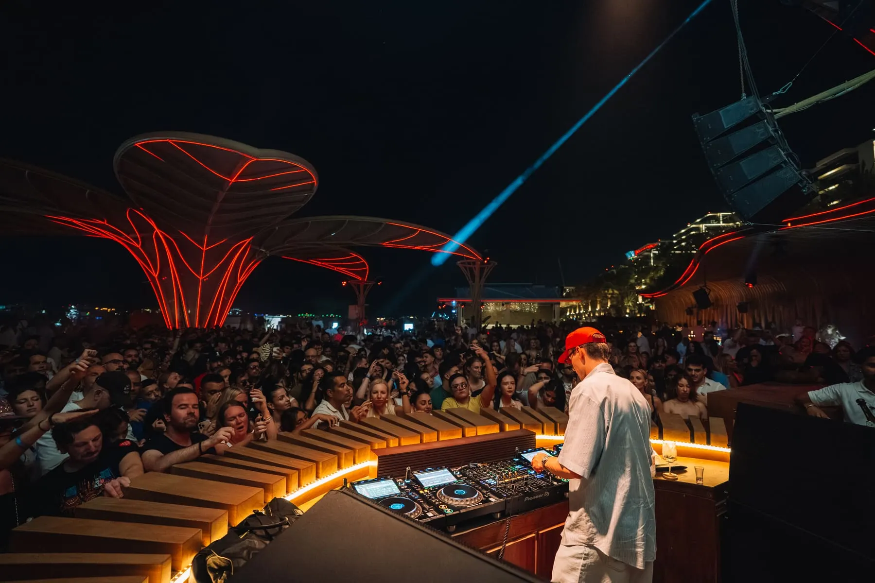 Lost Frequencies — FIVE Bohemia 2026 — nightlife event photography, Bohemia, FIVE Palm Jumeirah, Dubai — Agency Verse (37 of 64)
