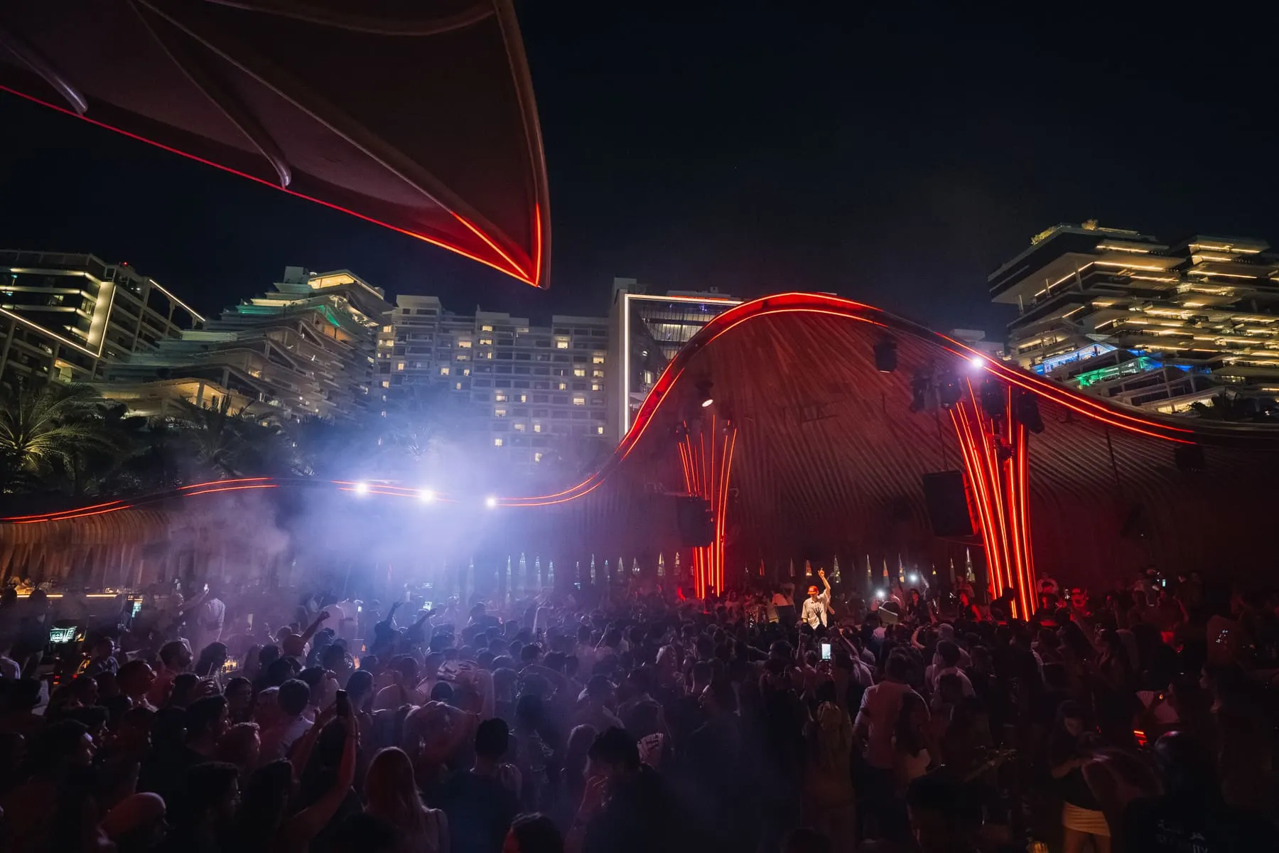 Lost Frequencies — FIVE Bohemia 2026 — nightlife event photography, Bohemia, FIVE Palm Jumeirah, Dubai — Agency Verse (39 of 64)