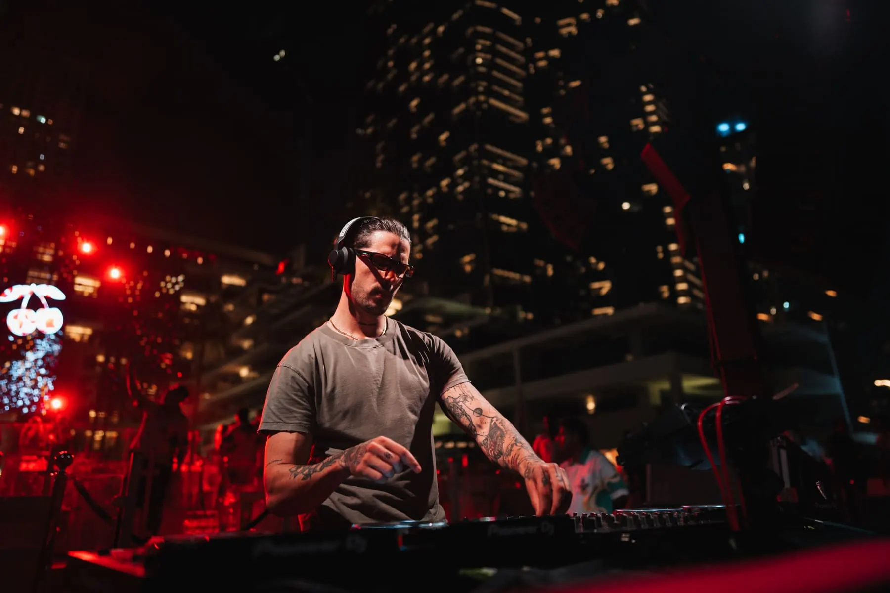 Carl Cox — Pacha Icons, FIVE LUXE — nightlife event photography, FIVE LUXE JBR, Dubai — Agency Verse (12 of 48)