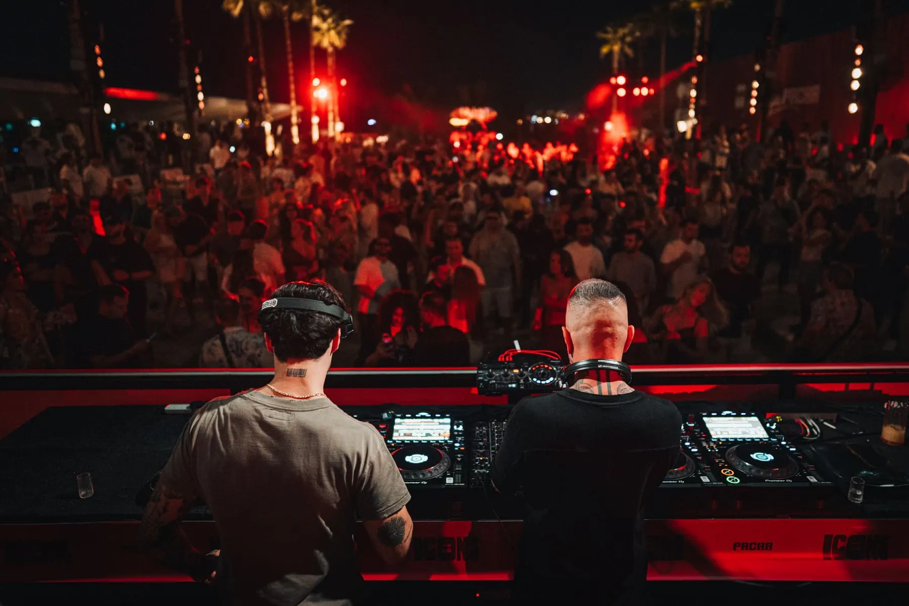 Carl Cox — Pacha Icons, FIVE LUXE — nightlife event photography, FIVE LUXE JBR, Dubai — Agency Verse (32 of 48)
