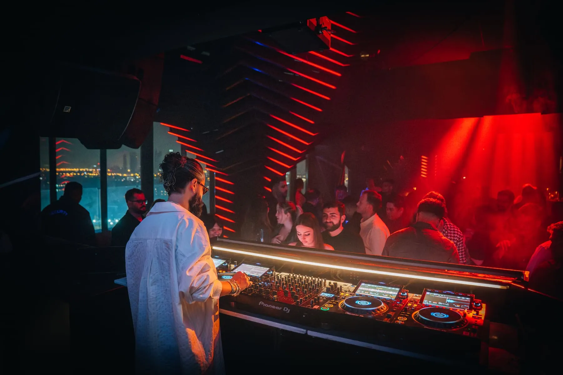 FIVE Penthouse — Hamza — nightlife event photography, Dubai — Agency Verse (16 of 31)