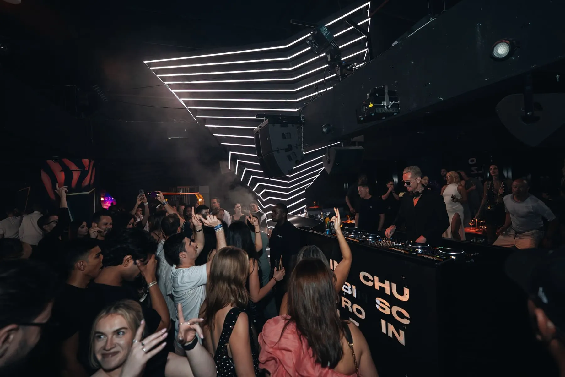 FIVE Penthouse — Robin Schulz — nightlife event photography, Dubai — Agency Verse (12 of 32)