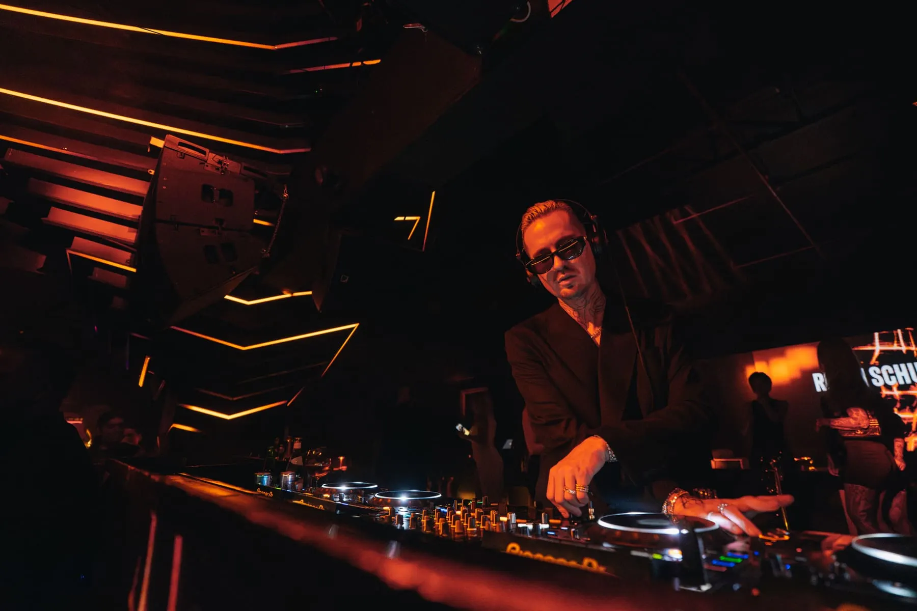 FIVE Penthouse — Robin Schulz — nightlife event photography, Dubai — Agency Verse (18 of 32)