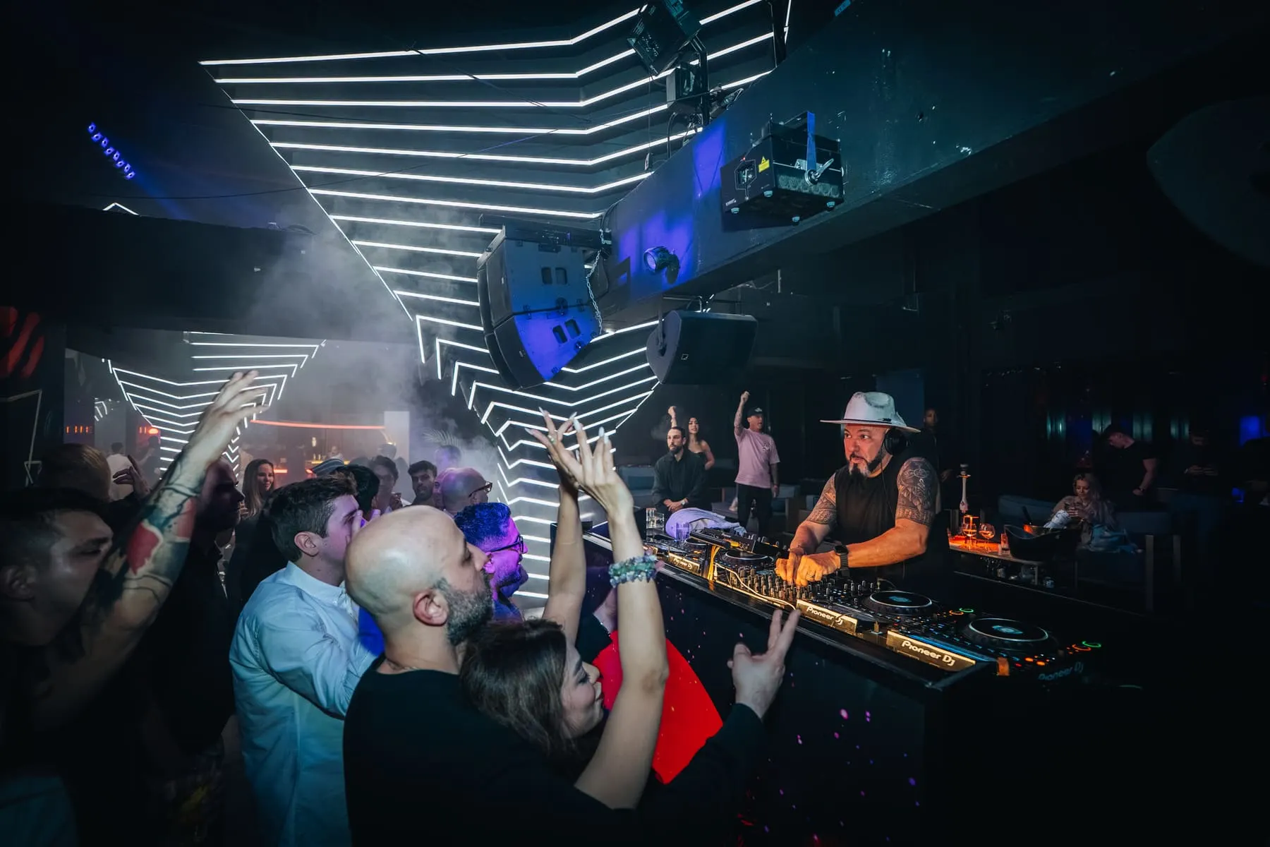 FIVE Penthouse — Sanchez — nightlife event photography, Dubai — Agency Verse (13 of 32)