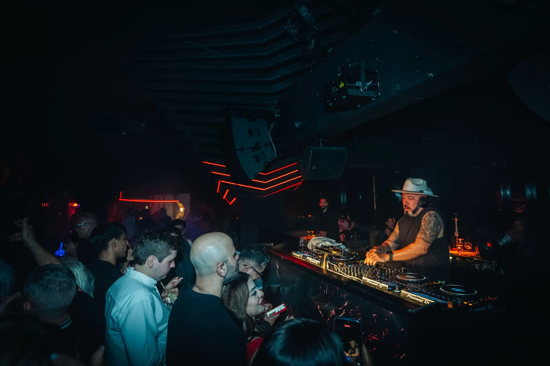 FIVE Penthouse — Sanchez — nightlife event photography, Dubai — Agency Verse (15 of 32)