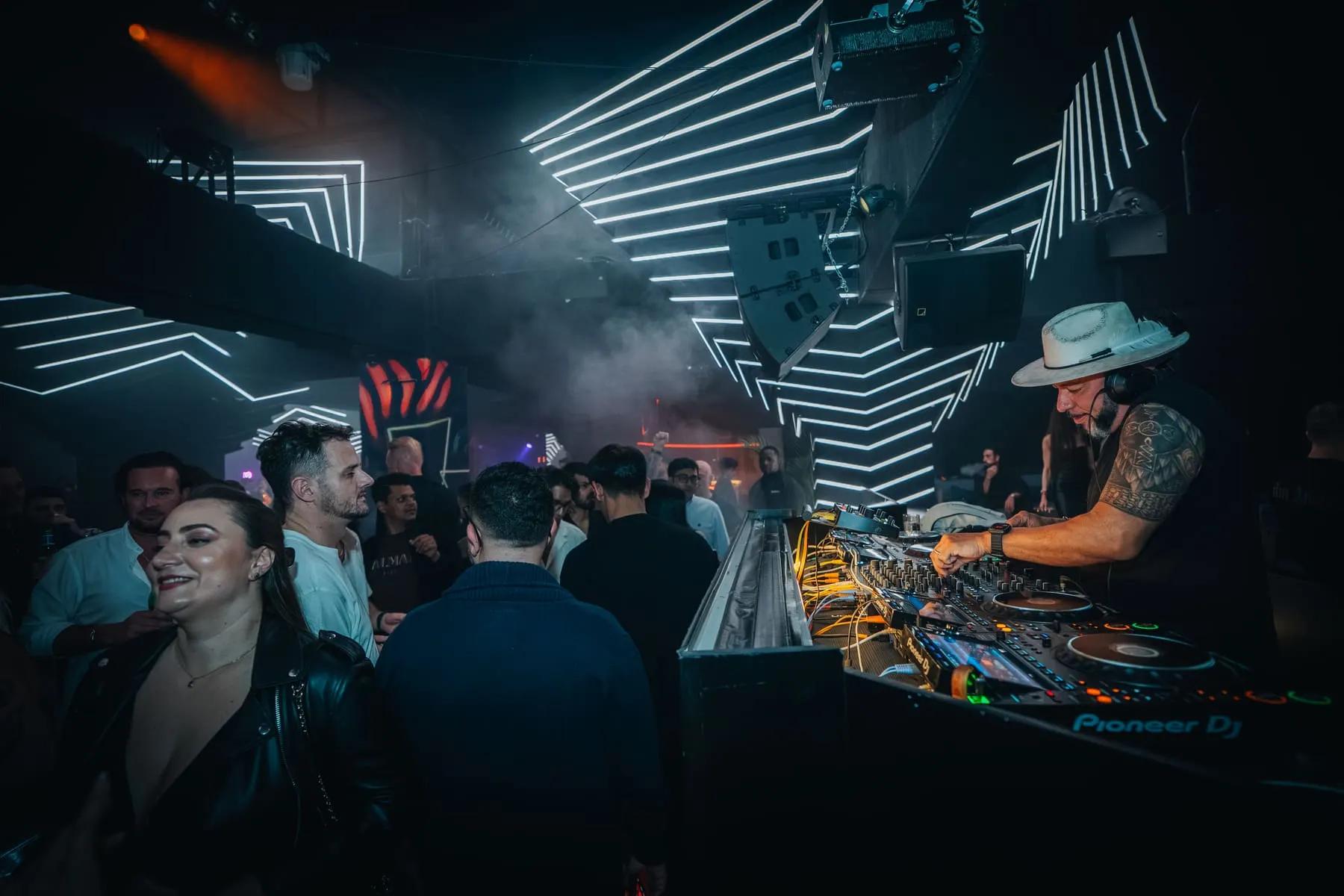 FIVE Penthouse — Sanchez — nightlife event photography, Dubai — Agency Verse (17 of 32)
