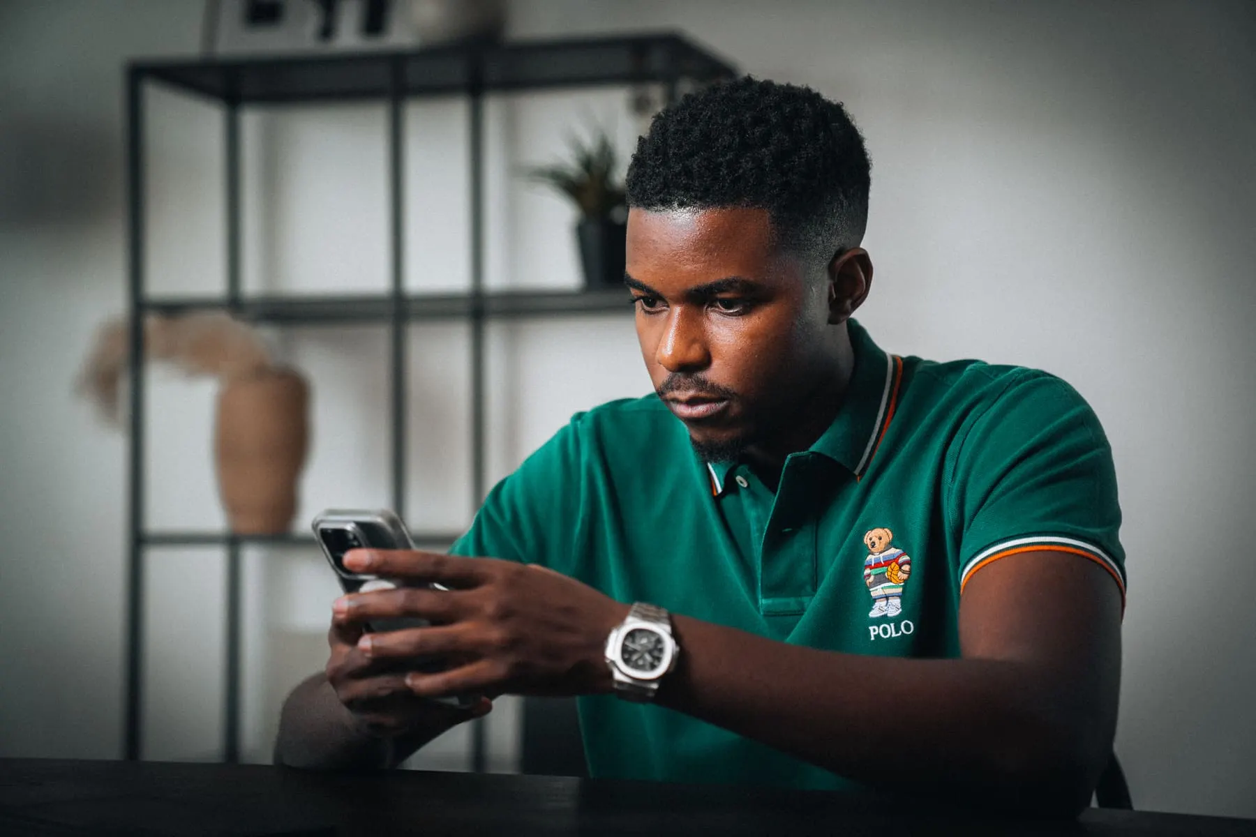 Thought-leadership short-form — Jonathan checking his phone in the studio — Jonathan Ecom — Agency Verse