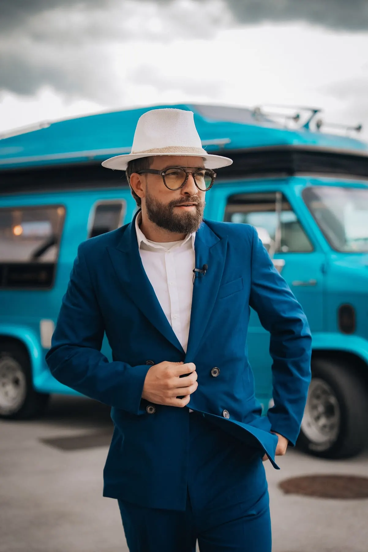 Luka’s Den — barbershop brand — تصوير العلامة التجارية في سلوفينيا من Agency Verse (4 من 10)
