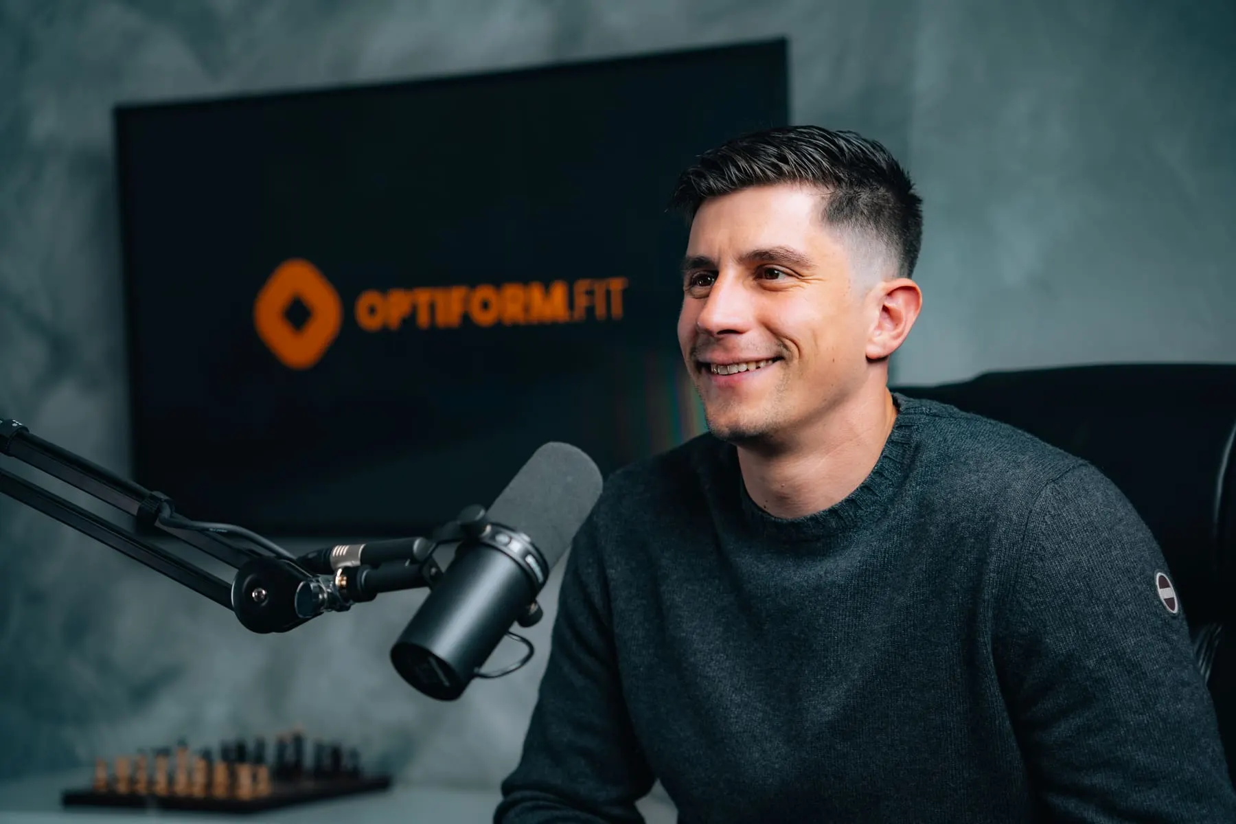 OptiForm — podcasts & courses — course production stills, Slovenia — Agency Verse (19 of 28)