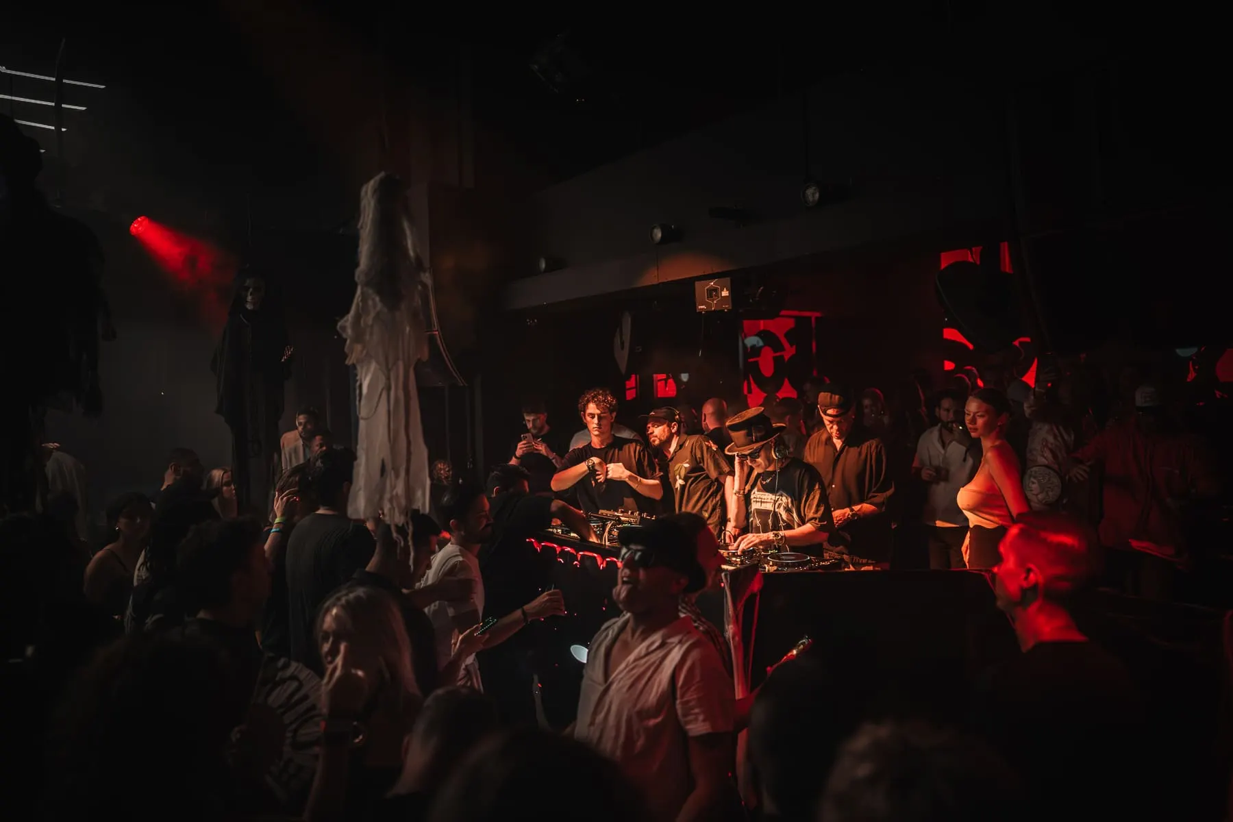 The Penthouse — Solardo b2b Alec Monopoly — nightlife event photography, Dubai — Agency Verse (3 of 52)
