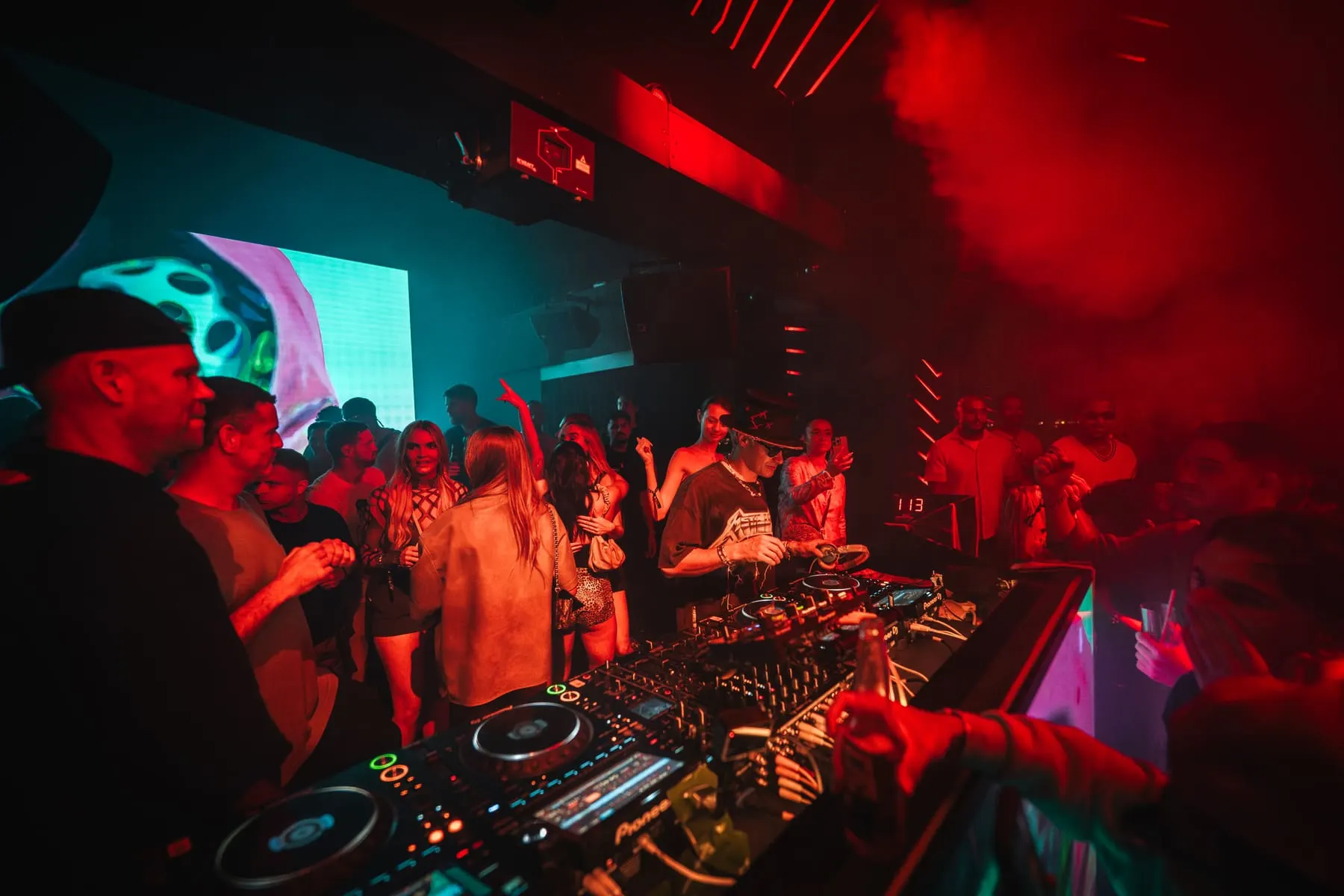 The Penthouse — Solardo b2b Alec Monopoly — nightlife event photography, Dubai — Agency Verse (46 of 52)