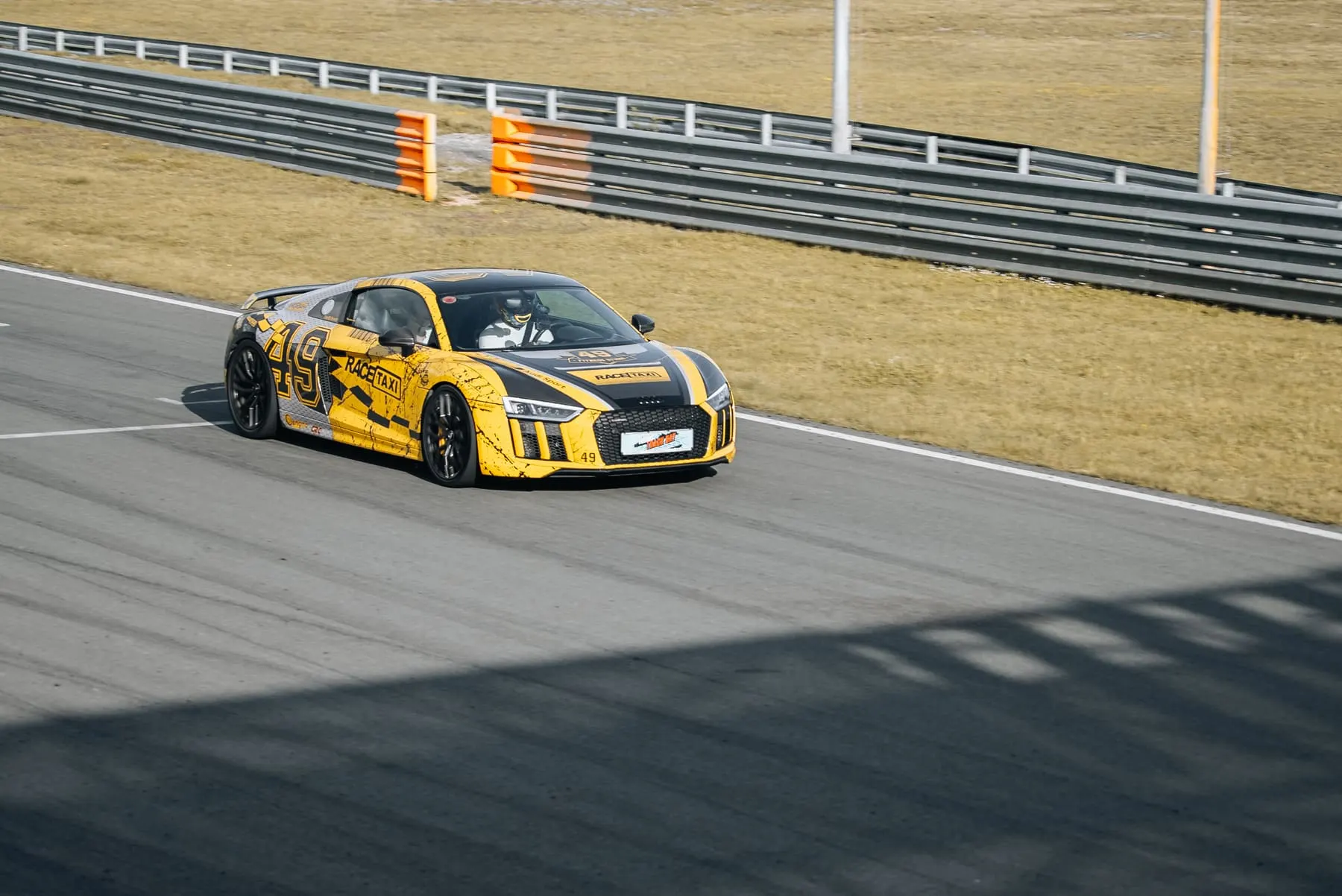 Race Taxi — R8 track experience — automotive photography — Agency Verse (20 of 30)
