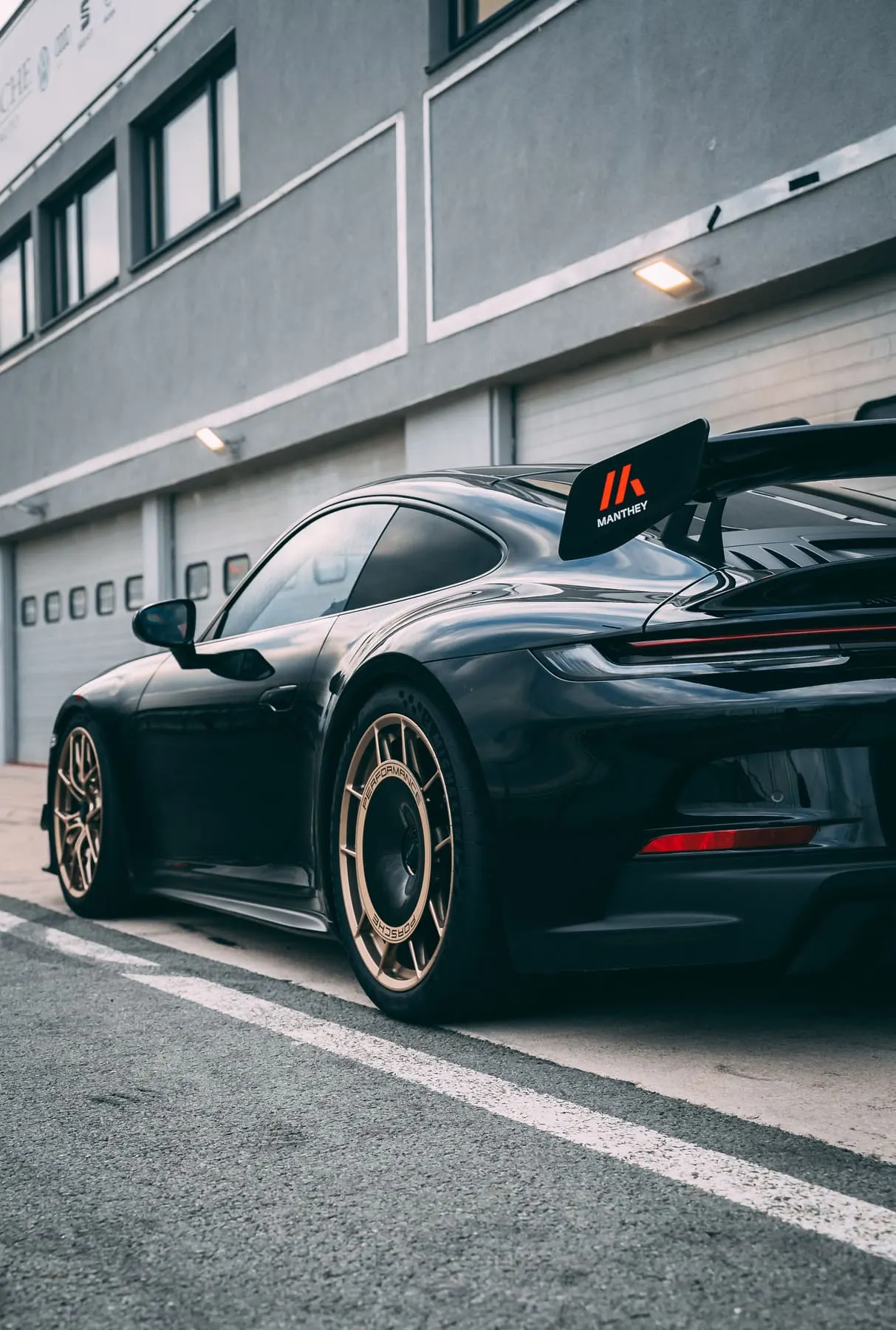 Race Taxi — R8 track experience — automotive photography — Agency Verse (26 of 30)