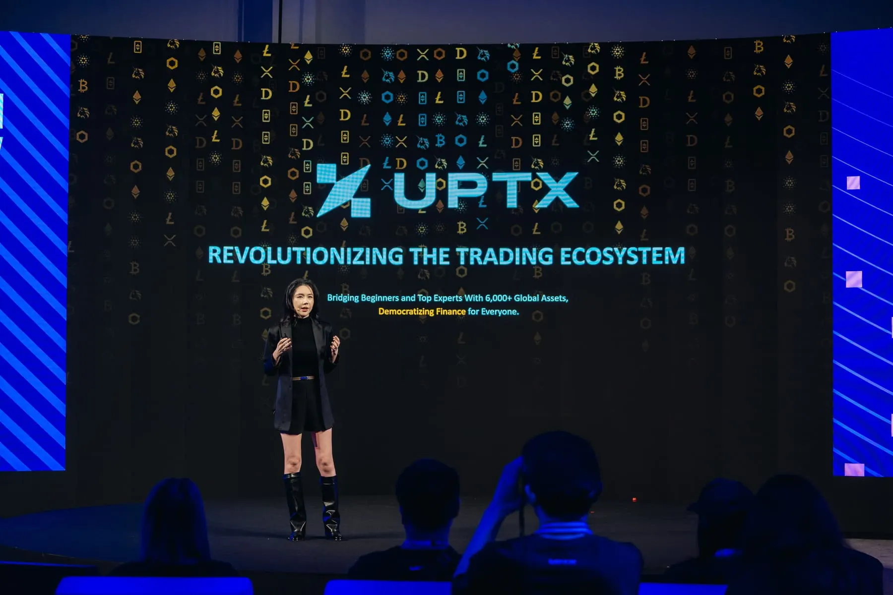 UPTX — Global Blockchain Show 2024 — تصوير الفعاليات من Agency Verse (13 من 42)