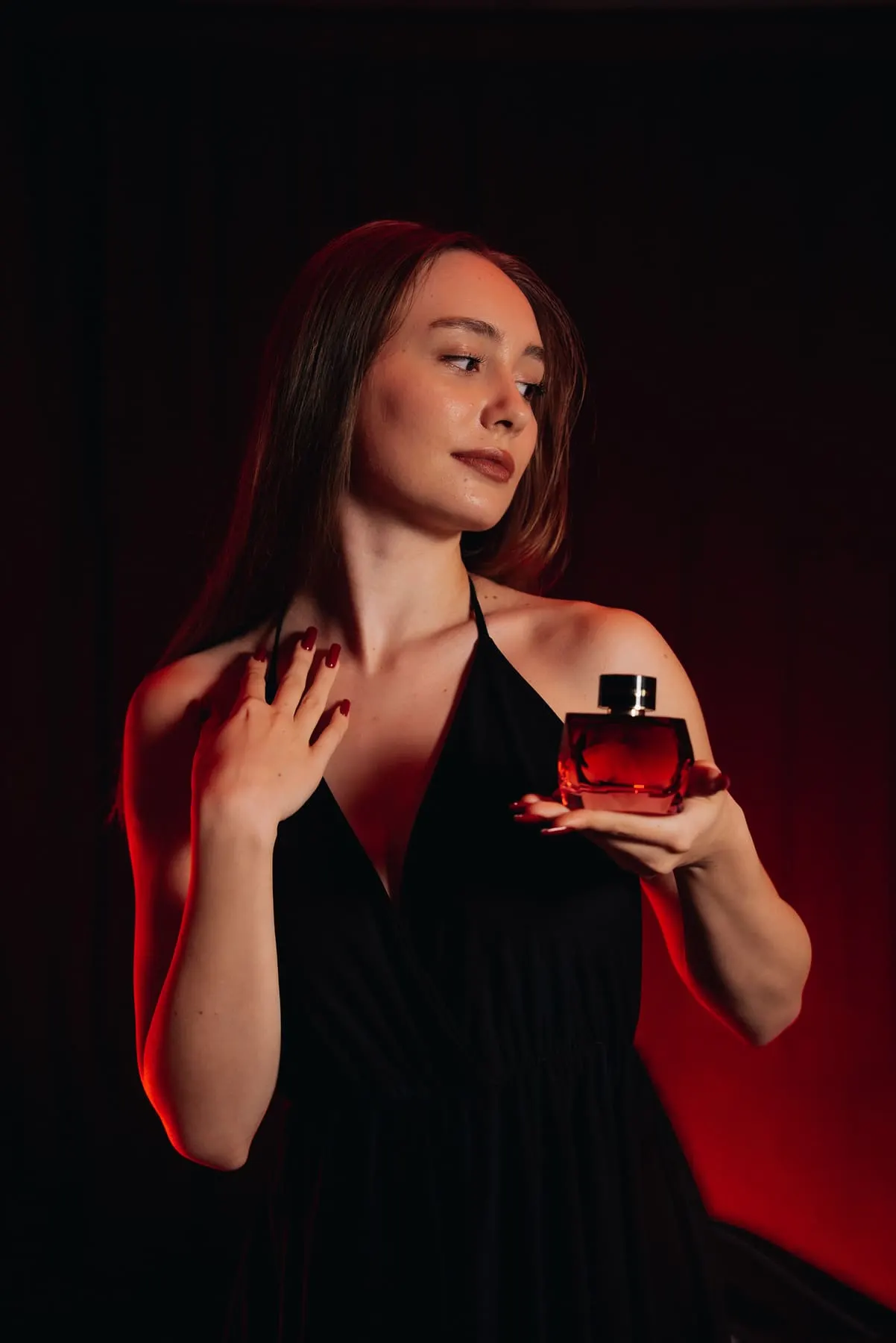 V Parfumes — product photography, Dubai — Agency Verse (5 of 23)