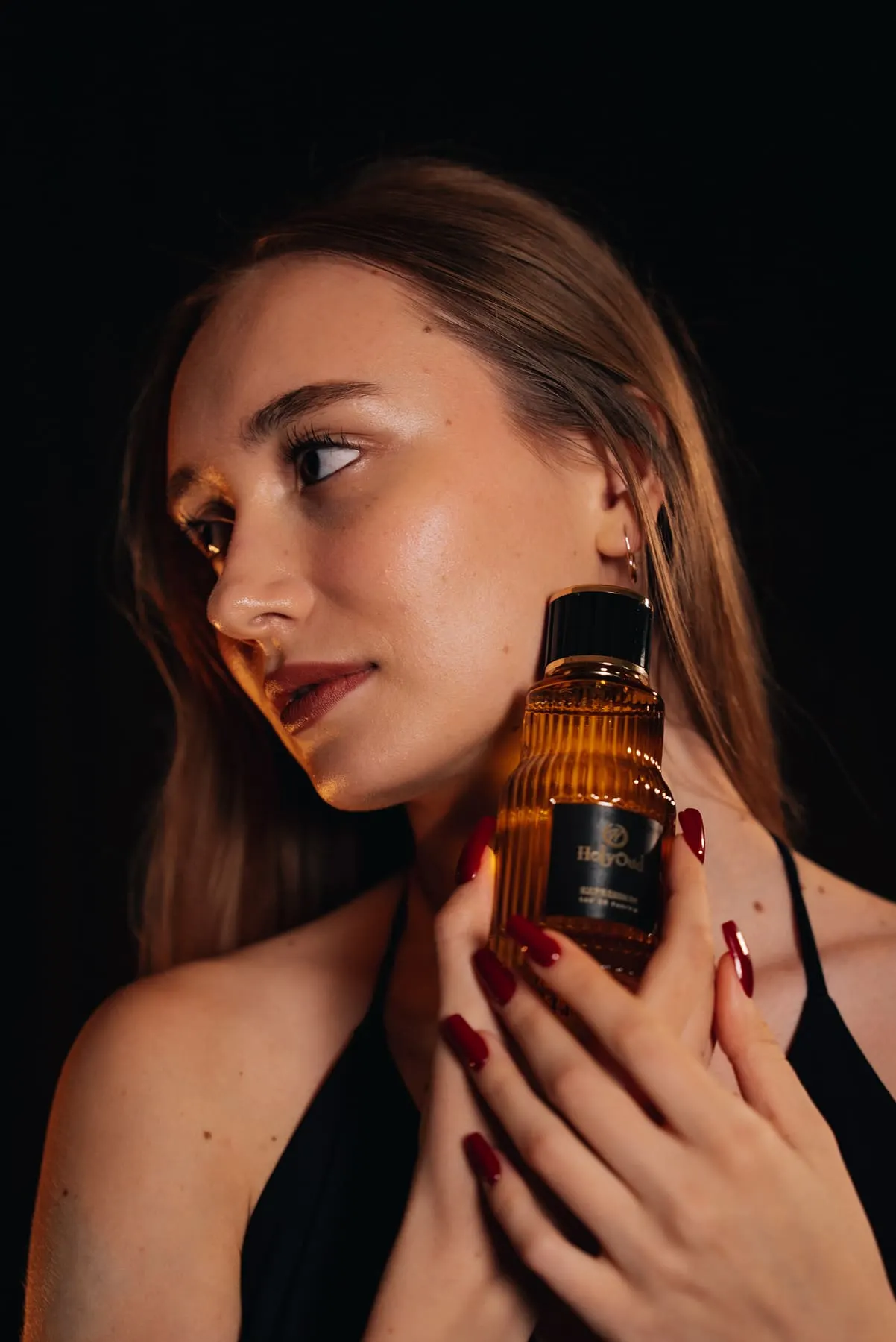 V Parfumes — product photography, Dubai — Agency Verse (7 of 23)