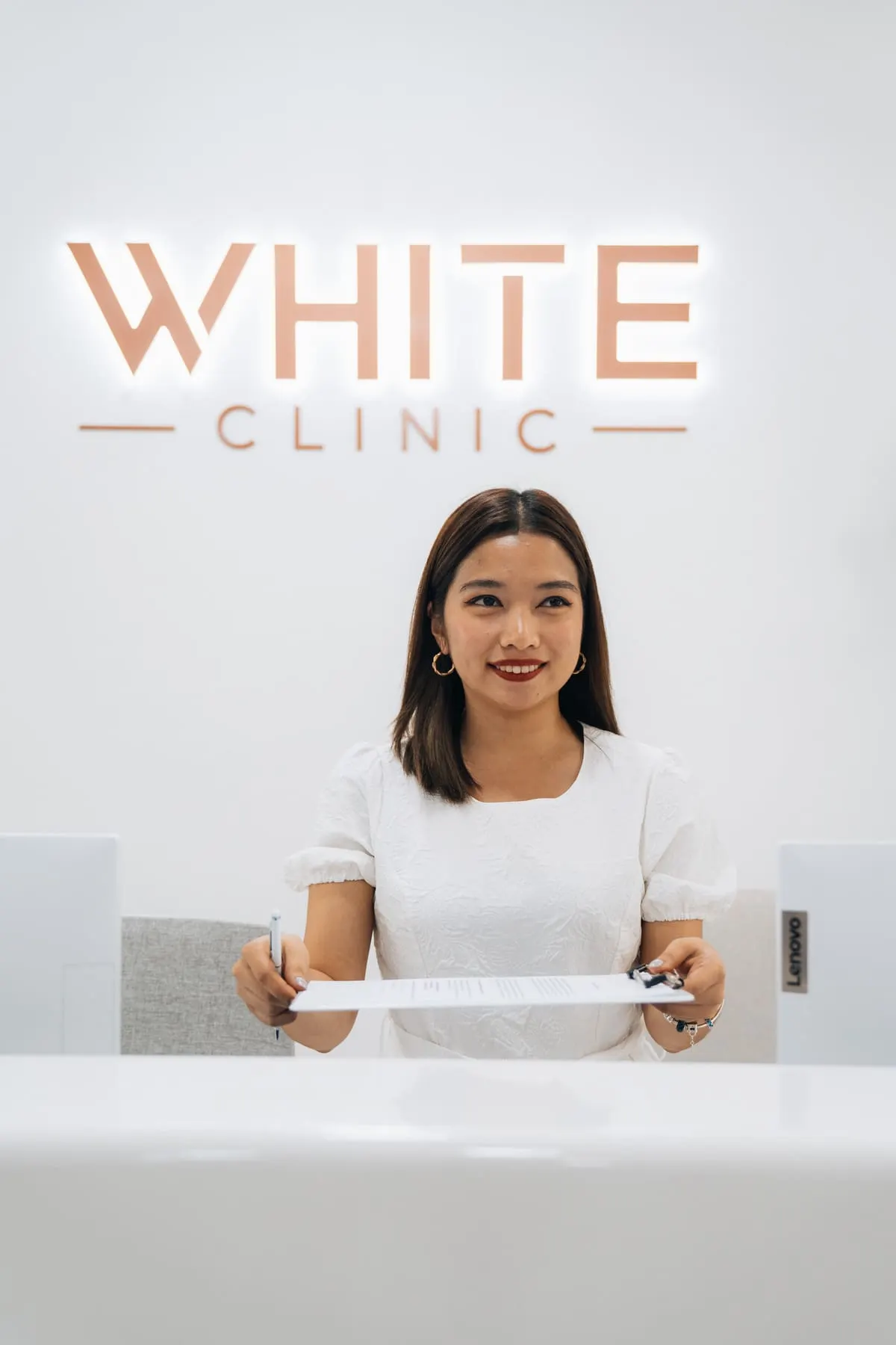White Clinic — clinic & team photography, White Clinic, Dubai — Agency Verse (4 of 49)