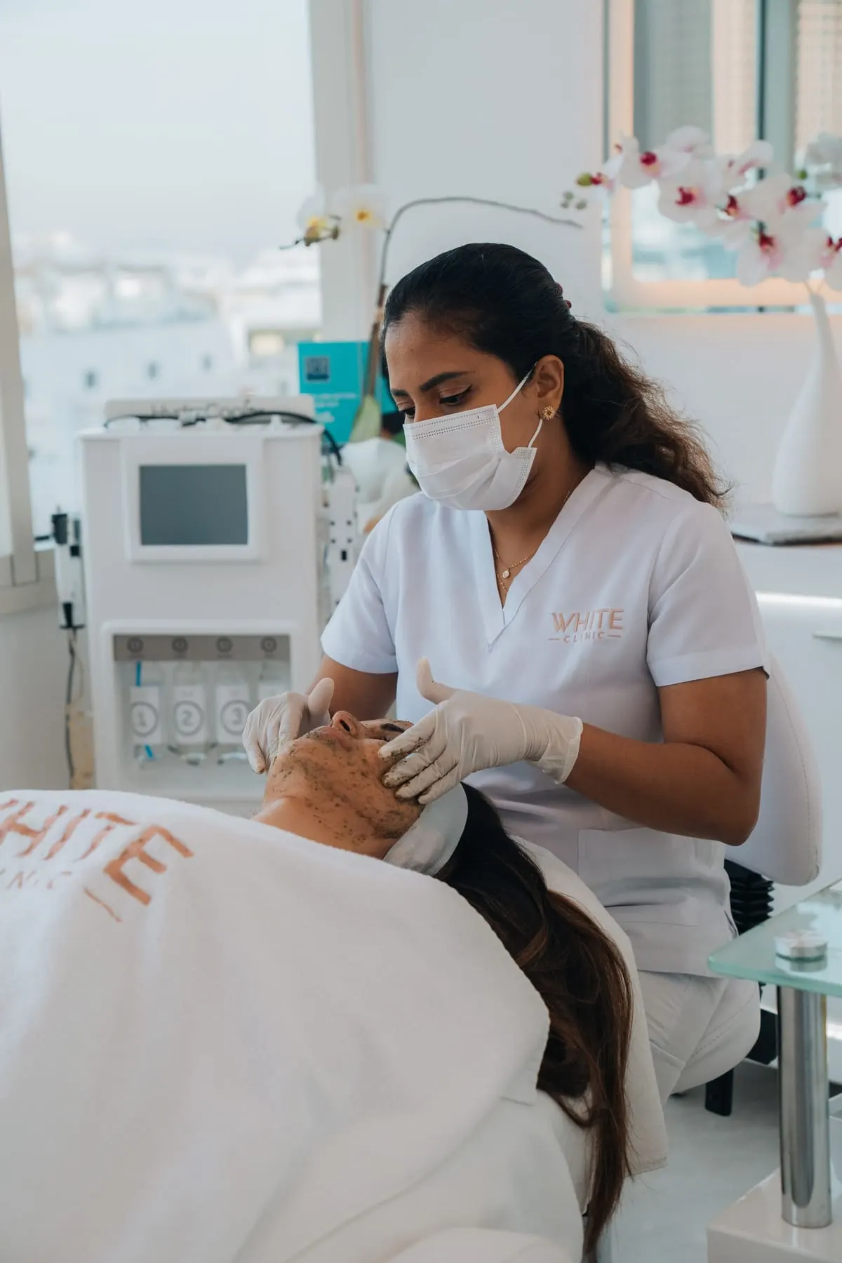 White Clinic — clinic & team photography, White Clinic, Dubai — Agency Verse (13 of 49)