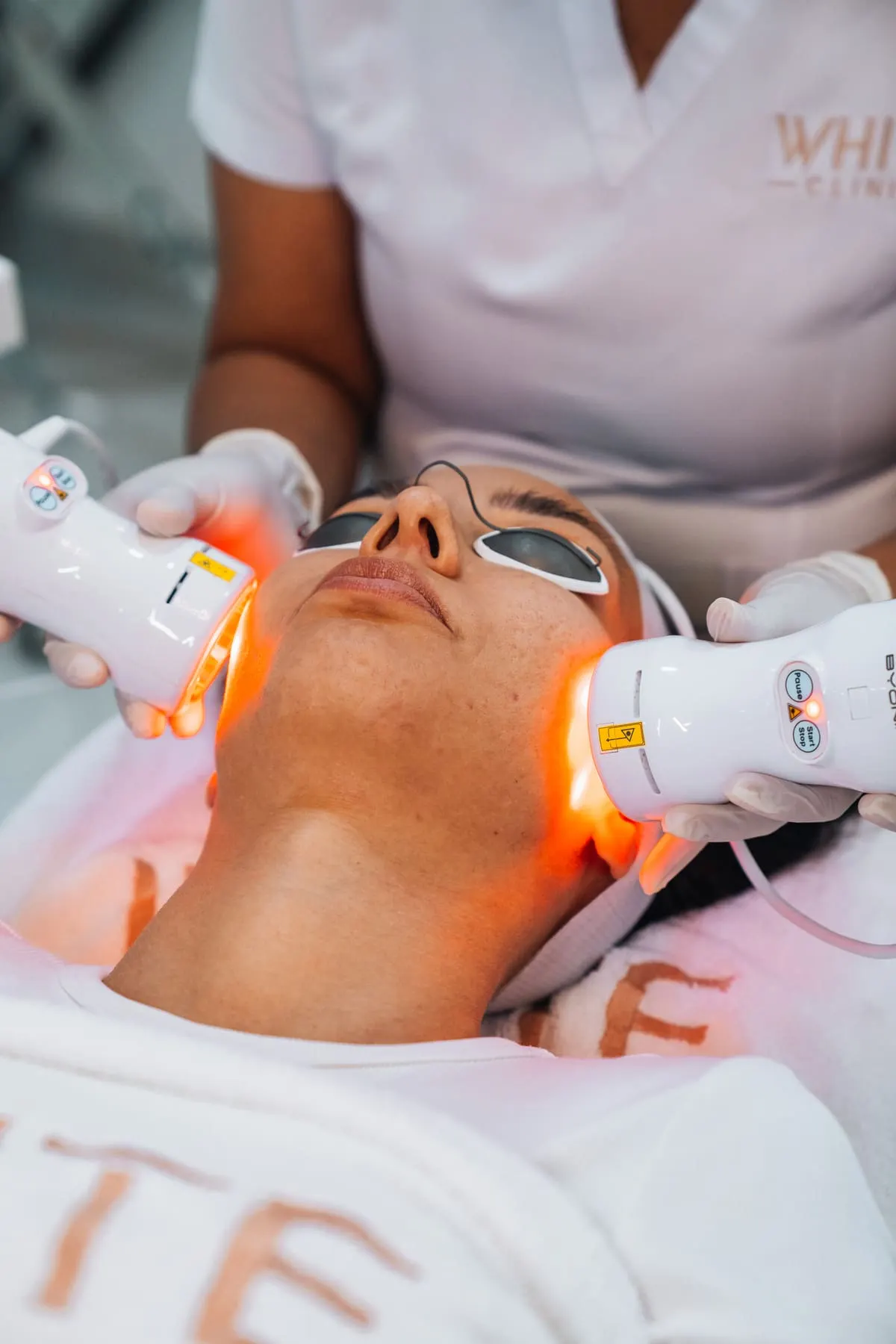 Educational short-form for feed and Reels — LED light therapy treatment — White Clinic, Dubai — Agency Verse